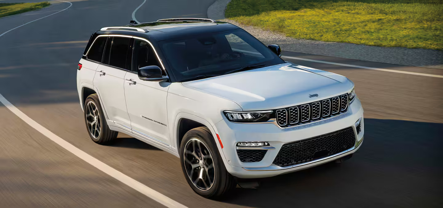 2025 Jeep Grand Cherokee: Luxury SUV with Advanced Technology, Powerful Performance, and Off-Road Capability